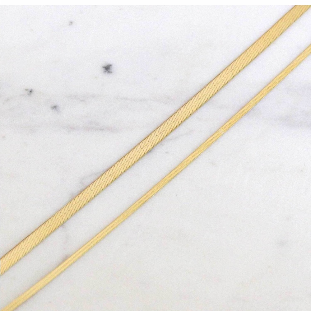 Babygold 14K Gold Thin Herringbone Necklace 3mm - Picture 5 of 9
